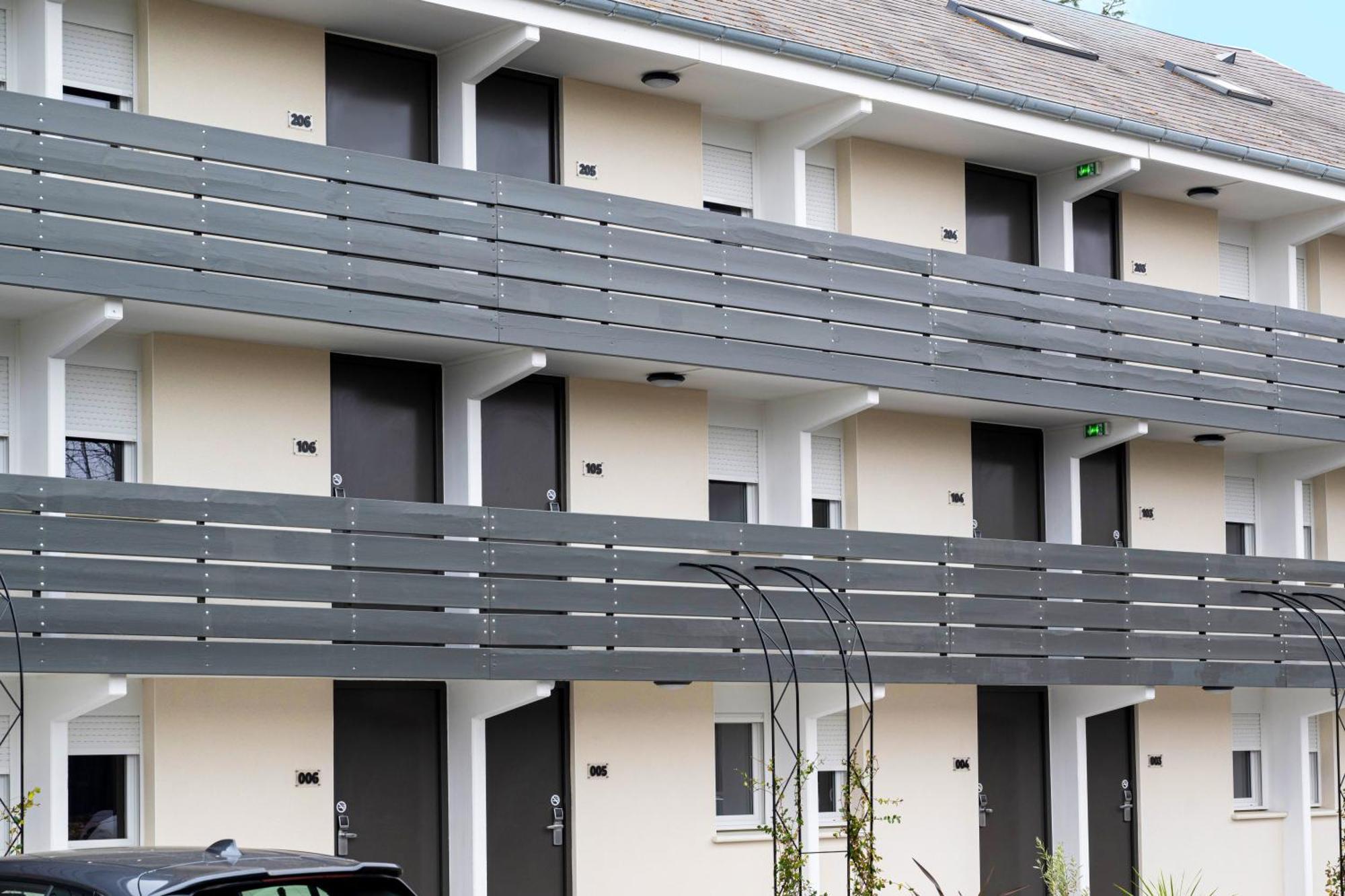 Greet Hotel Châtellerault Esterno foto